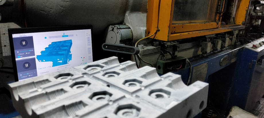 Escaneo 3D de un molde industrial para digitalización y control de calidad.